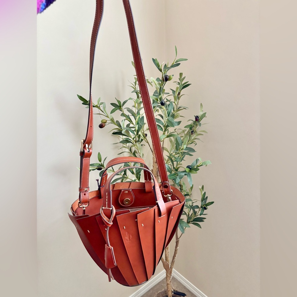 ✨NWT✨Boldrini Selleria Opera Insipired Leather Tote Bag
